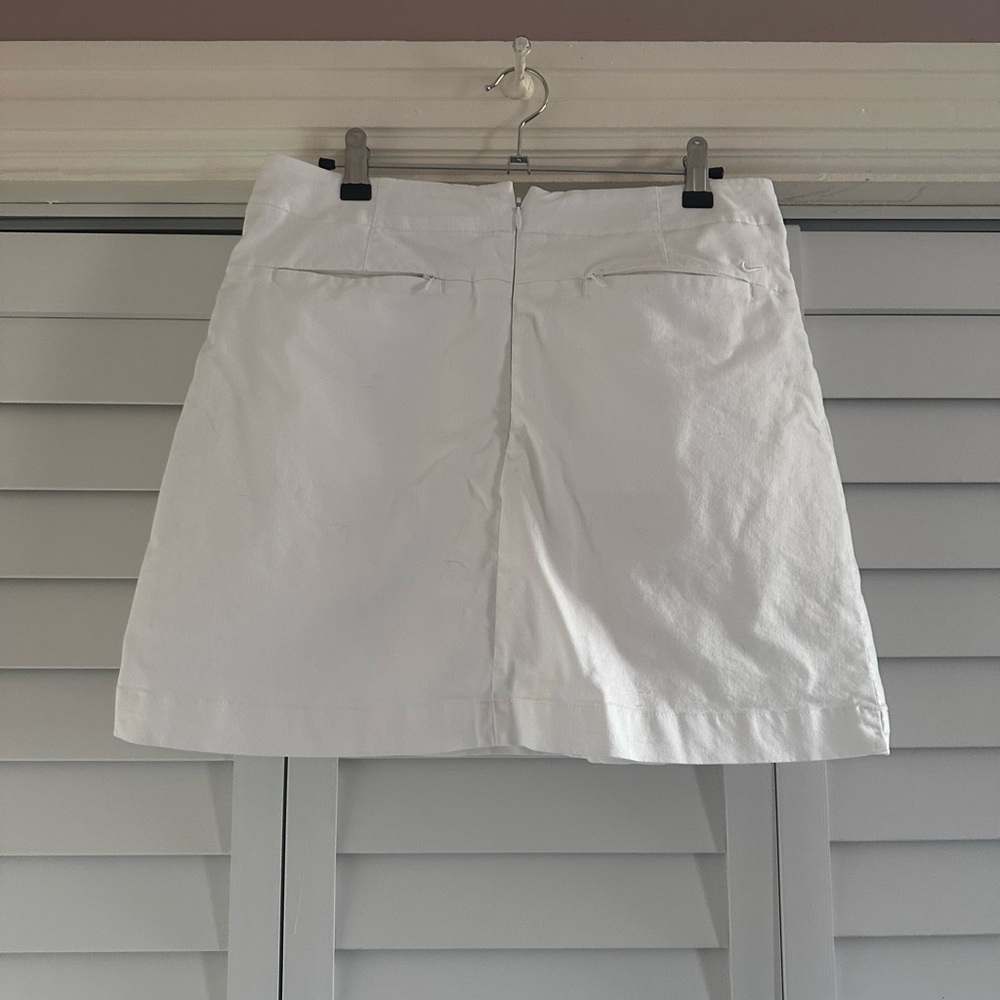 Nike White Women's Golf Skirt - Clean A-Line - Picture 2 of 4